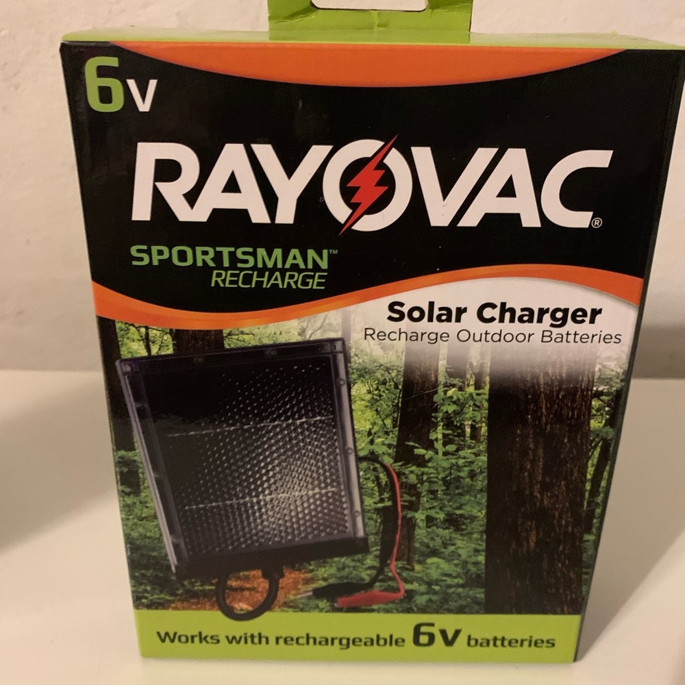 Rayovac Solar Charger 6 Volt  Recharge